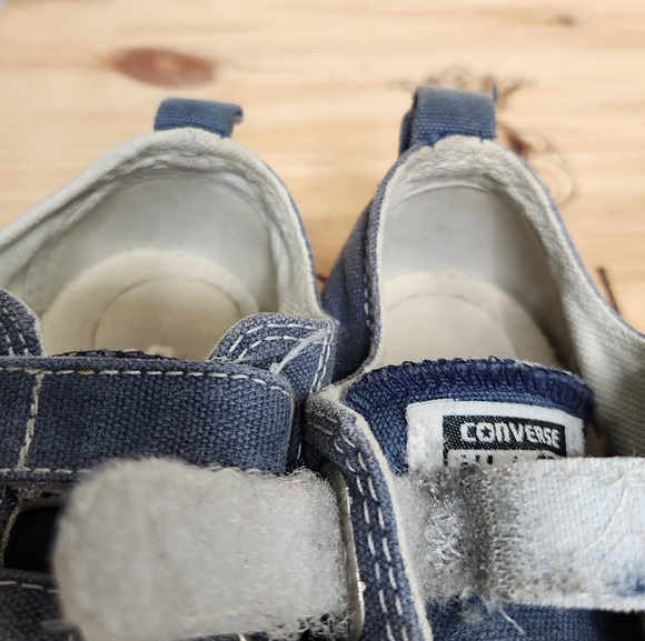 SOLD 🌟 Converse Toddler Blue Denim Double Strap Low Top Unisex Sneakers Size 8 - Picture 10 of 11